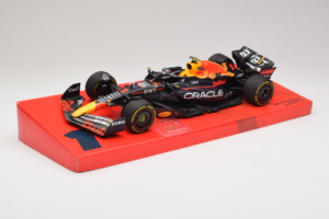 Red Bull Racing RB18 #1 M. Verstappen Oracle Winner Dutch GP 2022 Minichamps 1:18 113223501 Metal - imaginea 2 din 7