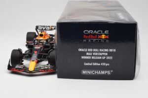 Oracle Red Bull Racing RB18 #1 M. Verstappen Winner Belgian GP 2022 Minichamps 1:18 110221401 Metal - imaginea 6 din 7