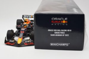 Oracle Red Bull Racing RB18 #11 S. Perez Saudi Arabian GP 2022 Minichamps 1:18 110220011 Metal - imaginea 6 din 7