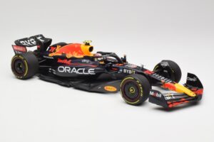 Oracle Red Bull Racing RB18 #11 S. Perez Abu Dhabi GP 2022 Minichamps 1:18 110222211 Metal - imaginea 4 din 7