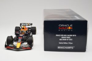 Oracle Red Bull Racing RB18 #11 S. Perez Abu Dhabi GP 2022 Minichamps 1:18 110222211 Metal - imaginea 6 din 7