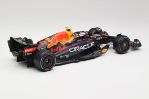 Oracle Red Bull Racing RB18 #11 S. Perez Monaco GP Winner Rain Tyre Version 2022 Minichamps 1:18 110222711 Metal - imaginea 2 din 7