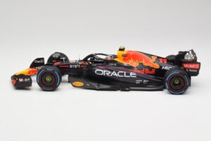 Oracle Red Bull Racing RB18 #11 S. Perez Monaco GP Winner Rain Tyre Version 2022 Minichamps 1:18 110222711 Metal - imaginea 3 din 7