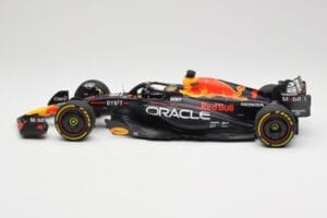 Oracle Red Bull Racing RB19 #1 M. Verstappen Winner Abu Dhabi GP 2023 Minichamps 1:18 110232301 Metal - imaginea 3 din 7