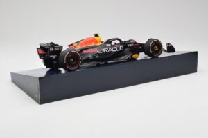 Red Bull Racing RB19 #11 S. Perez Winner Saudi Arabian GP 2023 Minichamps 1:18 113230111 Metal - imaginea 3 din 6