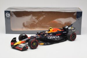 Red Bull Racing RB20 #11 S. Perez Bahrain GP 2024 Minichamps 1:18 110240111 Metal - imaginea 7 din 7