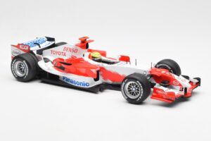 Panasonic Toyota Racing TF106 #8 R. Schumacher F1 2006 Minichamps 1:18 100060007 Metal - imaginea 4 din 6