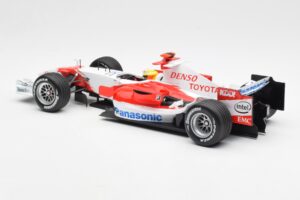 Panasonic Toyota Racing TF106 #8 R. Schumacher F1 2006 Minichamps 1:18 100060007 Metal - imaginea 5 din 6