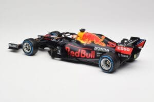 Red Bull Racing Honda RB16B #33 M. Verstappen Turkish GP 2nd Place 2021 Minichamps 1:18 110211633 Metal - imaginea 5 din 7