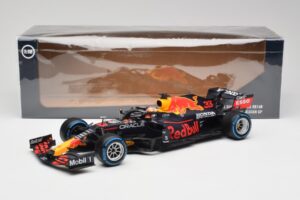 Red Bull Racing Honda RB16B #33 M. Verstappen Belgian GP Winner 2021 Minichamps 1:18 110211333 Rășină - imaginea 7 din 7