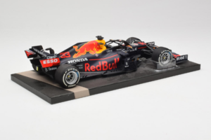 Red Bull Racing RB16B #33 M. Verstappen Monaco GP Winner 2021 Minichamps 1:18 113210533-R1 Rășină - imaginea 3 din 6