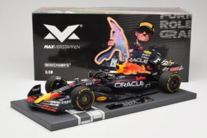 Oracle Red Bull Racing RB18 #33 M. Verstappen Belgian GP 2022 Minichamps 1:18 113221401 Rășină - imaginea 7 din 7