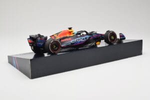 Oracle Red Bull Racing RB19 #33 M. Verstappen Miami GP 2023 Case Edition Minichamps 1:18 113233501 Rășină - imaginea 3 din 7