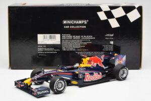 Red Bull Racing Renault RB5 #5 S. Vettel Showcar 2010 Minichamps 1:18 153100175 Metal - imaginea 6 din 6