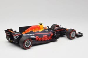 Red Bull Racing RB13 Tag Heuer #33 M. Verstappen Australian GP 2017 Minichamps 1:18 110170033 Rășină - imaginea 2 din 7