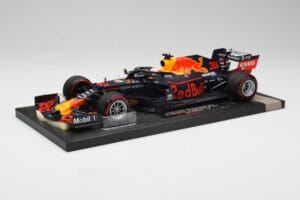 Red Bull RB15 #33 M. Verstappen Brazil GP Winner 2019 Minichamps 1:18 113191933 Metal - imaginea 2 din 7