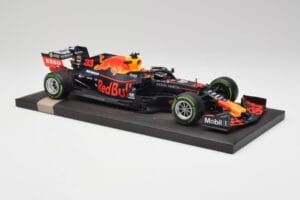 Red Bull RB15 #33 M. Verstappen German GP Winner Wet 2019 Minichamps 1:18 113191133 Metal - imaginea 4 din 7