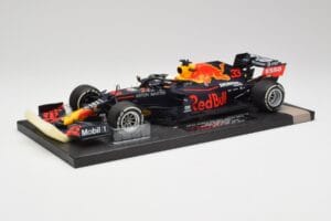 Red Bull RB16 #33 M. Verstappen Abu Dhabi GP Winner 2020 Minichamps 1:18 113201733 Metal - imaginea 2 din 6