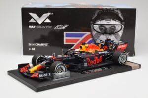 Red Bull RB16 #33 M. Verstappen Red Bull Racing 70th Anniversary GP Winner 2020 Minichamps 1:18 113200533-M1 Rășină - imaginea 7 din 7