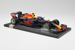 Red Bull RB16B #33 M. Verstappen Emilia Romagna GP Winner 2021 Minichamps 1:18 113210233T Metal - imaginea 4 din 6