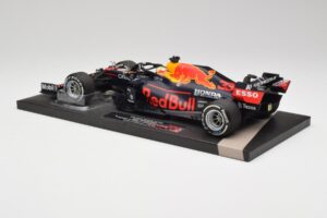 Red Bull RB16B #33 M. Verstappen Styrian & Austrian GP Winner 2021 Minichamps 1:18 113210933 Metal - imaginea 5 din 6