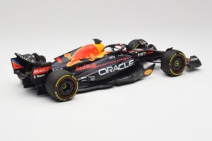 Red Bull RB18 #1 M. Verstappen France GP Winner 2022 Minichamps 1:18 110221201 Metal - imaginea 2 din 7