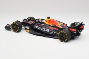 Red Bull RB18 #1 M. Verstappen France GP Winner 2022 Minichamps 1:18 110221201 Metal - imaginea 5 din 7