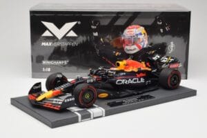 Red Bull RB18 Oracle #1 M. Verstappen Dutch GP 2022 Winner Minichamps 1:18 113221501 Rășină - imaginea 7 din 7