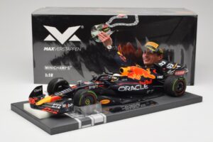 Red Bull RB18 #1 M. Verstappen Emilia Romagna GP 2022 Winner Minichamps 1:18 113220401 Rășină - imaginea 7 din 7
