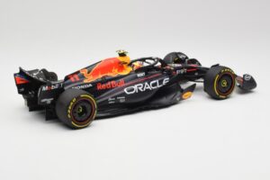 Red Bull RB19 #11 S. Perez Italian GP 2nd 2023 Minichamps 1:18 110231511 Metal - imaginea 5 din 6