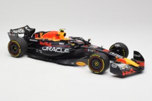Red Bull RB19 #11 S. Perez Italian GP 2nd 2023 Minichamps 1:18 110231511 Metal - imaginea 6 din 6