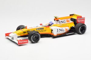 Renault F1 Team R29 #10 R. Grosjean F1 2009 Minichamps 1:18 150090108 Metal