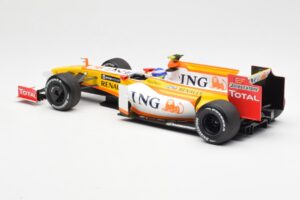 Renault F1 Team R29 #10 R. Grosjean F1 2009 Minichamps 1:18 150090108 Metal - imaginea 5 din 6
