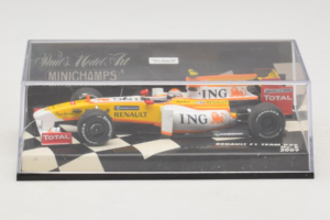 Renault R29 #8 N. Piquet Jr. F1 2009 Minichamps 1:43 400090008 Metal - imaginea 4 din 5