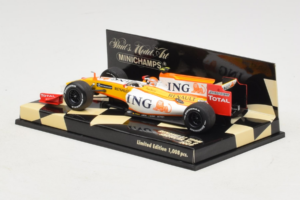 Renault R29 #8 N. Piquet Jr. Showcar F1 2009 Minichamps 1:43 400090078 Metal - imaginea 3 din 5