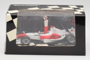 Toyota TF105 #16 J. Trulli Malaysia GP Podium 2005 Minichamps 1:43 400050116 Metal - imaginea 4 din 4