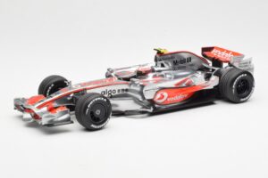 McLaren MP4-23 Mercedes #23 H. Kovalainen 2008 Minichamps 1:18 530081823 Metal