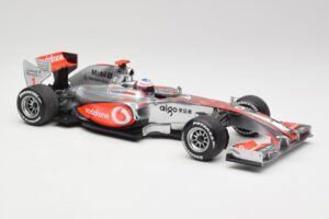McLaren MP4-25 Vodafone #1 J. Button F1 2010 Minichamps 1:18 530101871-R1 Metal - imaginea 4 din 7