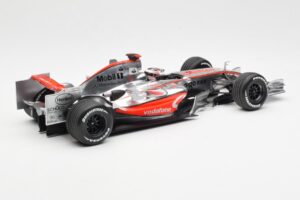McLaren MP4-22 Mercedes #1 F. Alonso Presentation Valencia 2007 Minichamps 1:18 538071871 Metal - imaginea 2 din 6