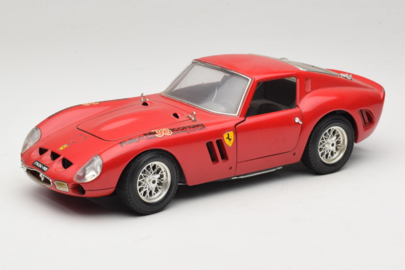 Ferrari 250 GTO Roșu Bburago 1:18 B003 Metal