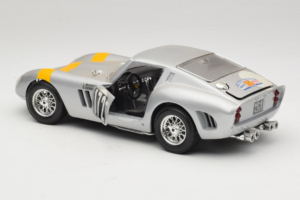 Ferrari 250 GTO #172 Tour de France 1964 Bburago 1:18 7011 Metal - imaginea 5 din 8