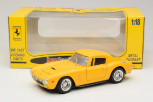 Ferrari 250 GT Berlinetta Galben Jouef Evolution 1:18 301200 Metal - imaginea 8 din 8