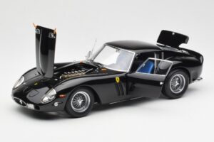 Ferrari 250 GTO Negru Kyosho 1:18 08431BK Metal - imaginea 2 din 8