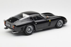 Ferrari 250 GTO Negru Kyosho 1:18 08431BK Metal - imaginea 3 din 8