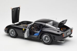 Ferrari 250 GTO Negru Kyosho 1:18 08431BK Metal - imaginea 5 din 8