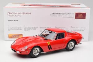 Ferrari 250 GTO London Show Roșu CMC 1:18 M-256 Metal - imaginea 6 din 6