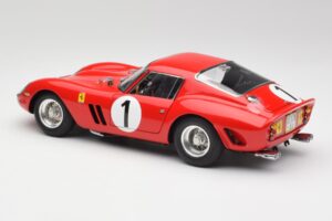 Ferrari 250 GTO #1 P. Rodriguez / W. Mairesse Paris 1000km 1962 CMC 1:18 M-254 Metal - imaginea 5 din 6