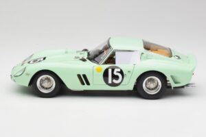 Ferrari 250 GTO #15 S. Moss / G. Hill Goodwood 1962 CMC 1:18 M-247 Metal - imaginea 3 din 6