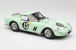 Ferrari 250 GTO #15 S. Moss / G. Hill Goodwood 1962 CMC 1:18 M-247 Metal - imaginea 4 din 6