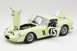 Ferrari 250 GTO #15 S. Moss / I. Ireland Goodwood Tourist Trophy Winner 1962 Kyosho 1:18 08438C Metal - imaginea 2 din 8